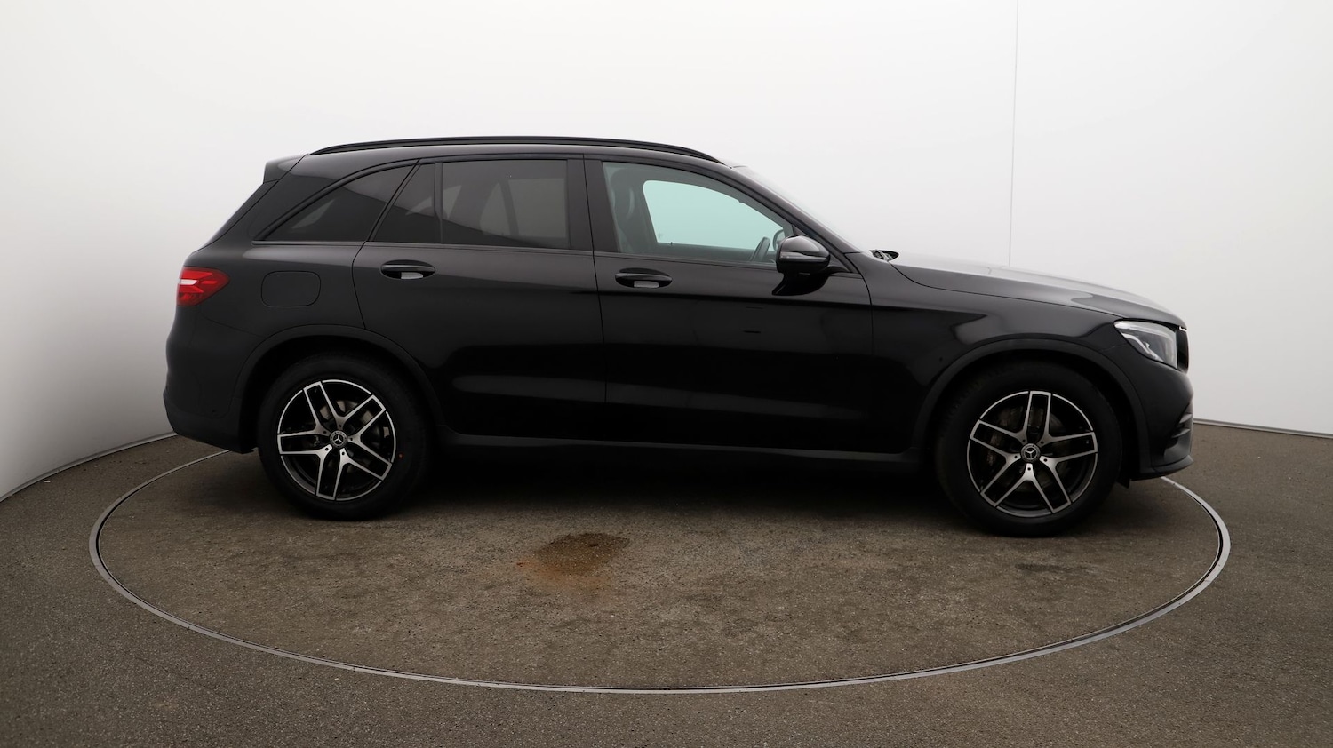 Used Mercedes-Benz GLC 2019 for sale - 76810379: Photo 45
