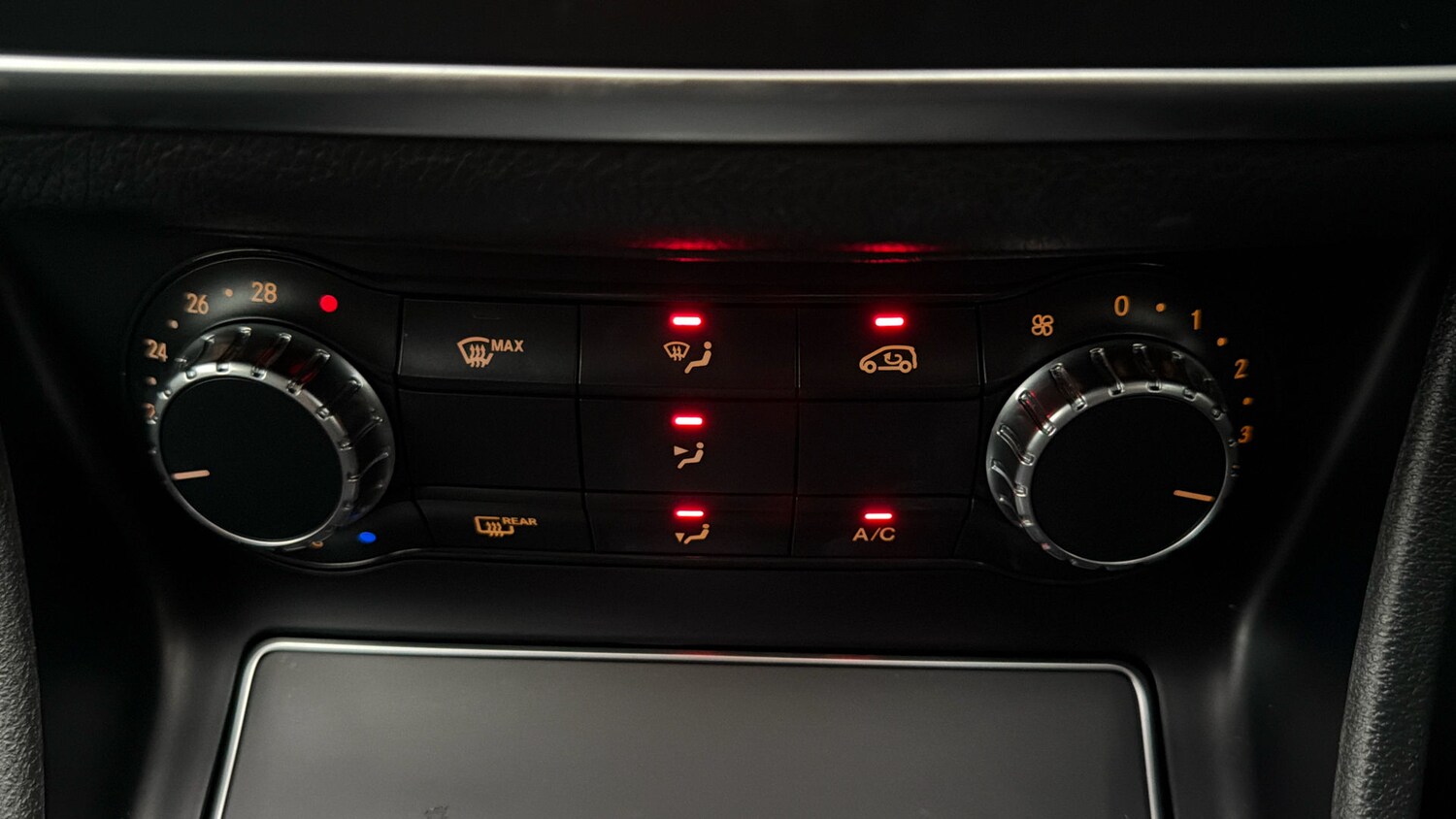 Used Mercedes-Benz GLA 2019 for sale - 77931452: Photo 11