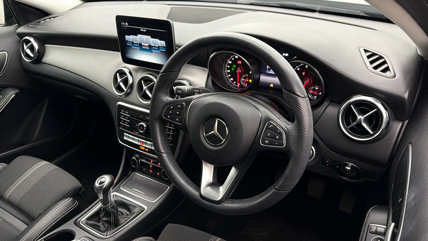 Used Mercedes-Benz GLA 2019 for sale - 77931452: Photo 9