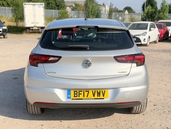 Used Vauxhall Astra 2017 for sale - 79202662: Photo