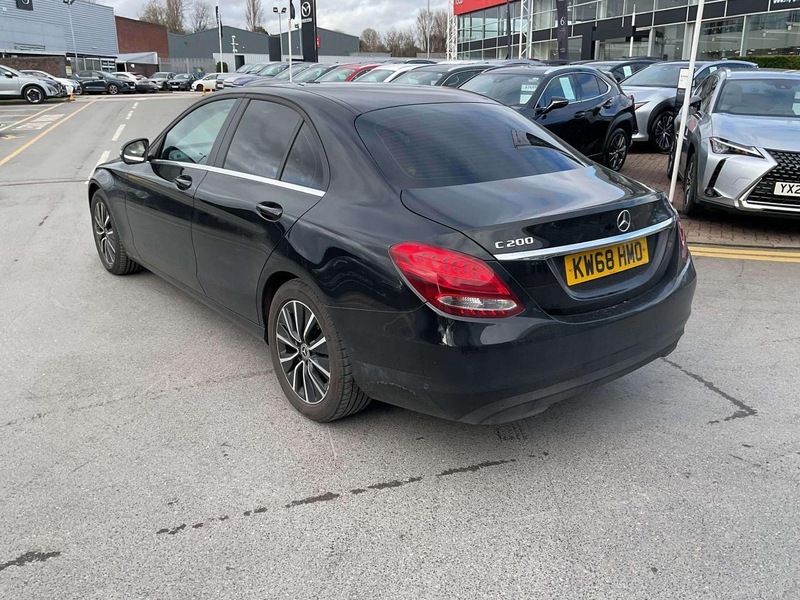 Used Mercedes-Benz C Class 2018 for sale - 77981728: Photo 5