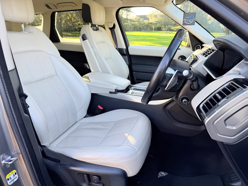 Used Land Rover Range Rover Sport 2018 for sale - 76712189: Photo 10