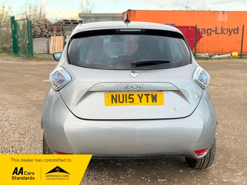 Used Renault Zoe 2015 for sale - 77850981: Photo 4