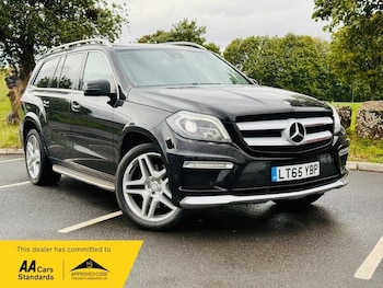 Used Mercedes-Benz GL Class 2015 for sale - 79471596: Photo