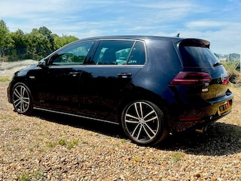 Used Volkswagen Golf 2018 for sale - 79039277: Photo
