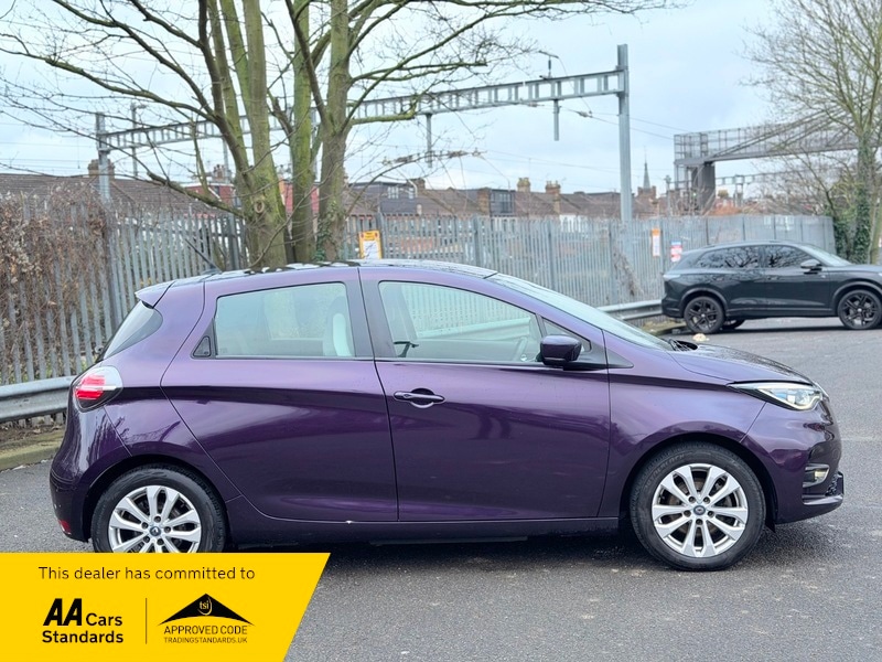 Used Renault Zoe 2020 for sale - 77622130: Photo 2