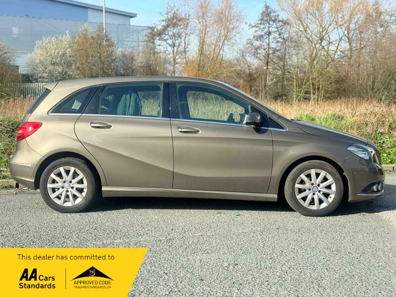 Used Mercedes-Benz B Class 2012 for sale - 77735371: Photo 2