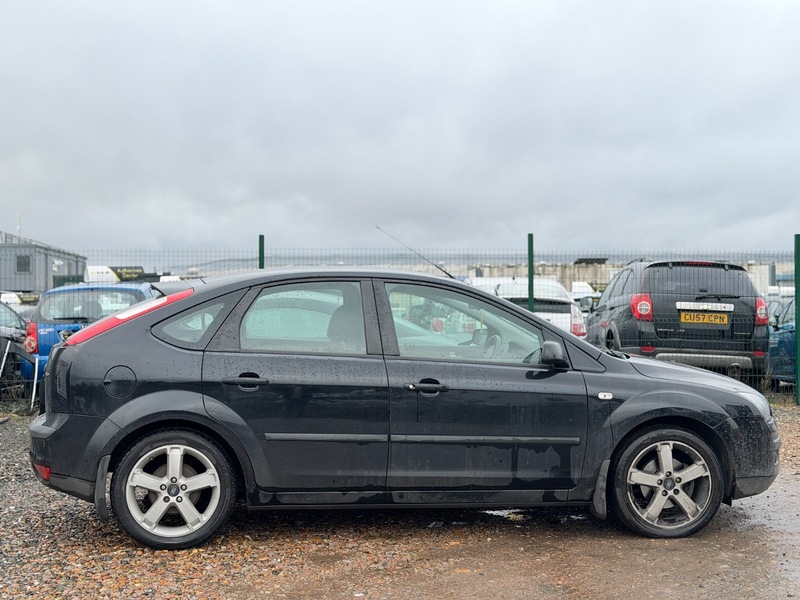 Used Ford Focus 2007 for sale - 77465424: Photo 2