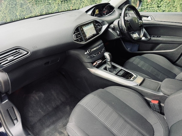 Used Peugeot 308 2016 for sale - 76236384: Photo 12