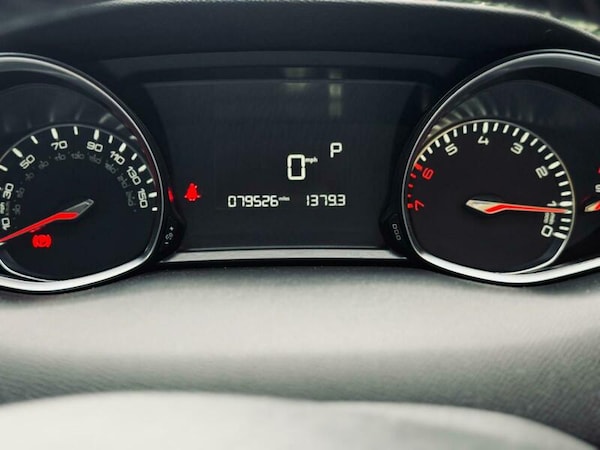 Used Peugeot 308 2016 for sale - 76236384: Photo 17