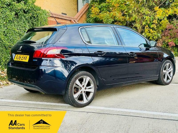 Used Peugeot 308 2016 for sale - 76236384: Photo 3