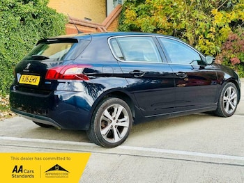 Used Peugeot 308 2016 for sale - 76236384: Photo 3
