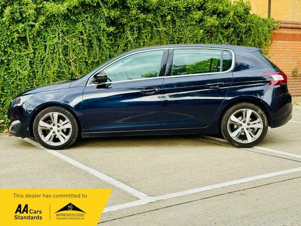 Used Peugeot 308 2016 for sale - 76236384: Photo 6