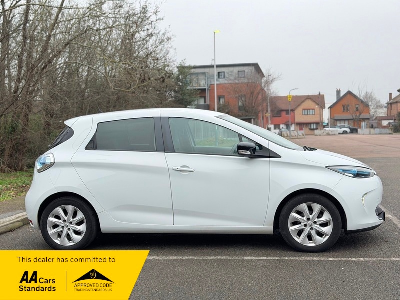 Used Renault Zoe 2016 for sale - 77342412: Photo 2