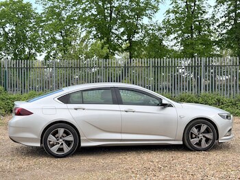 Used Vauxhall Insignia 2019 for sale - 78461957: Photo