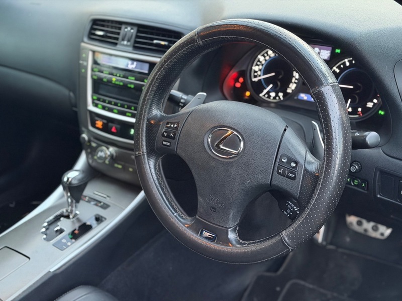 Used Lexus IS 2010 for sale - 77201033: Photo 10