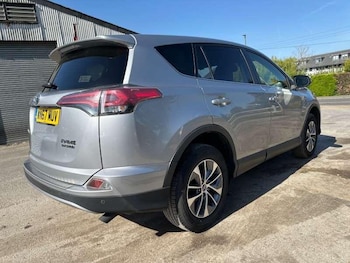 Used Toyota RAV4 2017 for sale - 78347585: Photo