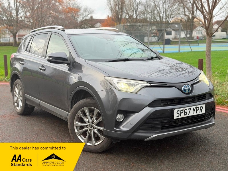 Used Toyota RAV4 2017 for sale - 76884569: Photo 1