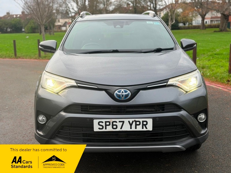 Used Toyota RAV4 2017 for sale - 76884569: Photo 6