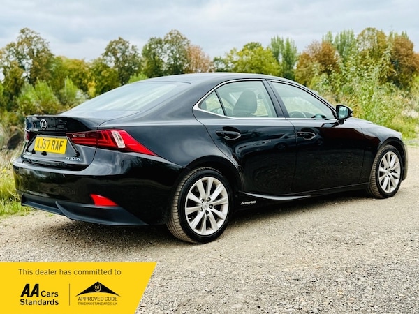 Used Lexus IS 2015 for sale - 76245657: Photo 3