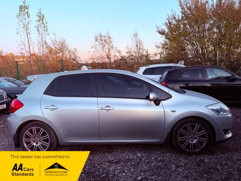 Used Toyota Auris 2008 for sale - 76665902: Photo 2