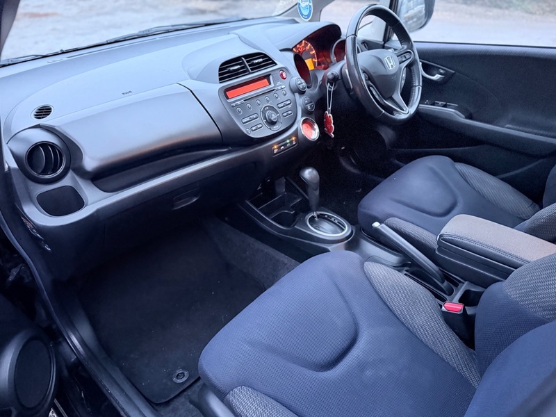 Used Honda Jazz 2011 for sale - 77213208: Photo 13