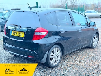 Used Honda Jazz 2011 for sale - 77213208: Photo