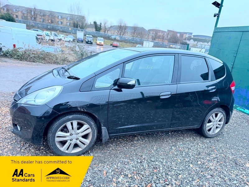 Used Honda Jazz 2011 for sale - 77213208: Photo 7