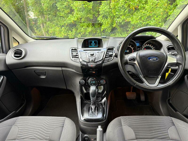 Used Ford Fiesta 2013 for sale - 76245625: Photo 12