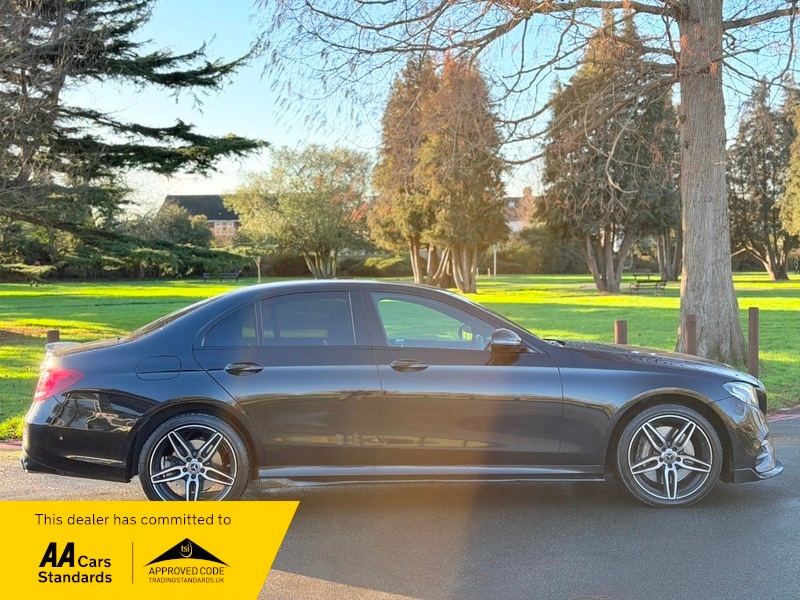 Used Mercedes-Benz E Class 2019 for sale - 77494396: Photo 2
