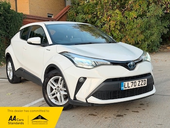 Used Toyota C-HR 2021 for sale - 76081504: Photo