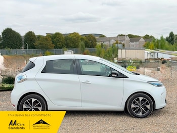 Used Renault Zoe 2017 for sale - 76313366: Photo