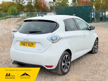 Used Renault Zoe 2017 for sale - 76313366: Photo
