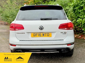 Used Volkswagen Touareg 2016 for sale - 77056523: Photo