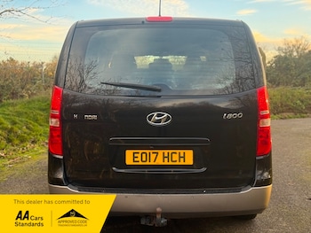 Used Hyundai i800 2017 for sale - 76725264: Photo