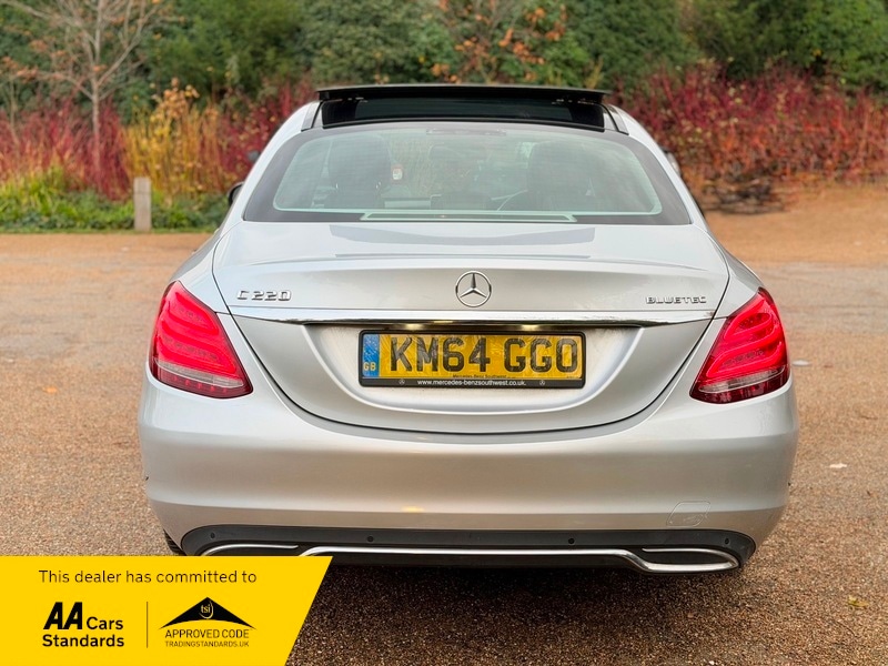 Used Mercedes-Benz C Class 2014 for sale - 76665916: Photo 4