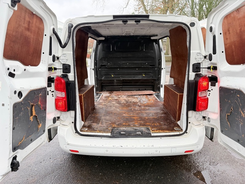Used Vauxhall Vivaro 2019 for sale - 77166047: Photo 11