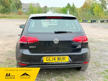 Used Volkswagen Golf 2014 for sale - 76245632: Photo