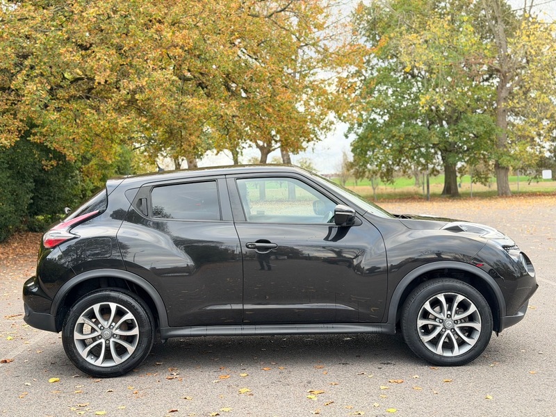 Used Nissan Juke 2015 for sale - 76520897: Photo 2