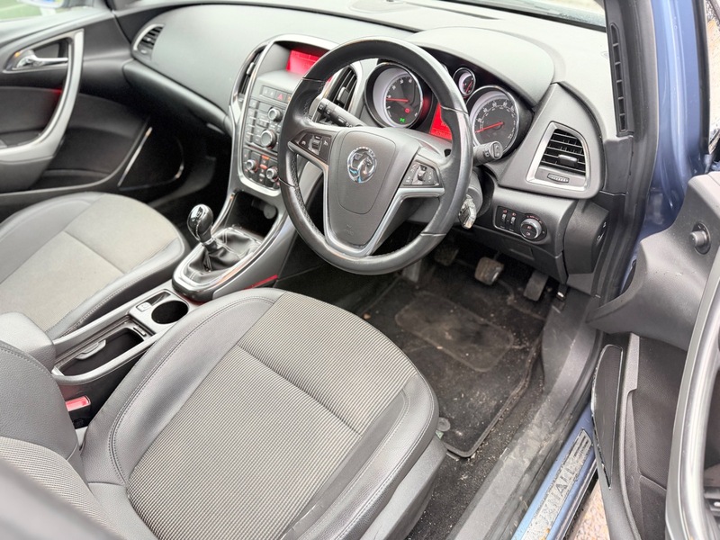 Used Vauxhall Astra 2010 for sale - 77547920: Photo 10