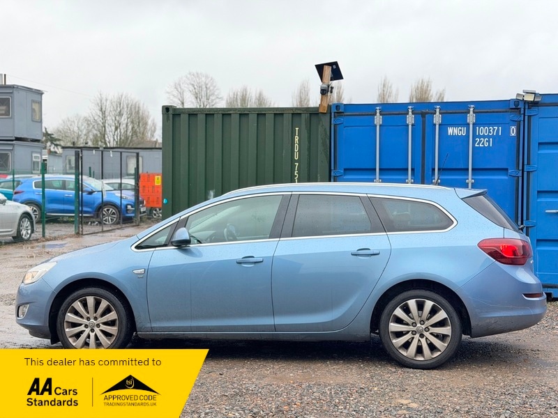 Used Vauxhall Astra 2010 for sale - 77547920: Photo 6