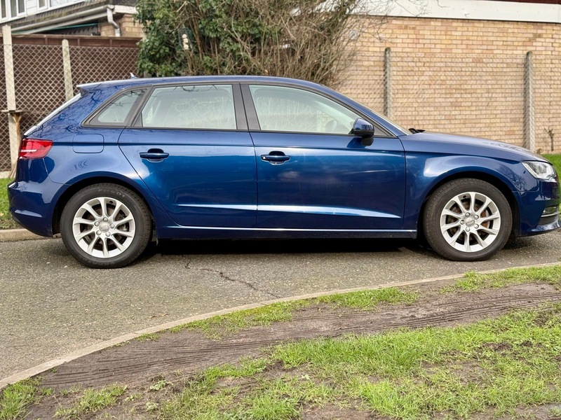 Used Audi A3 2014 for sale - 77594977: Photo 2