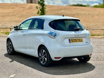Used Renault Zoe 2019 for sale - 79577401: Photo