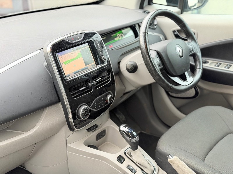 Used Renault Zoe 2015 for sale - 76836726: Photo 15