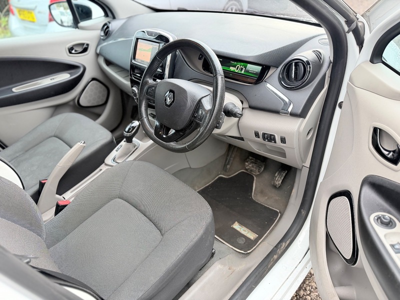 Used Renault Zoe 2015 for sale - 76836726: Photo 8