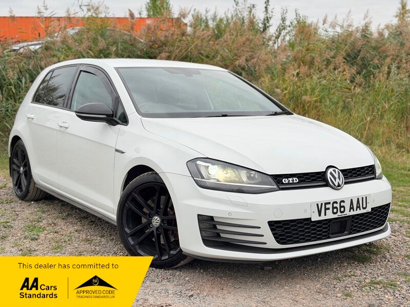 Used Volkswagen Golf 2017 for sale - 76313321: Photo 1
