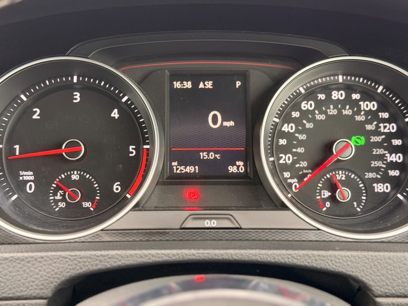 Used Volkswagen Golf 2017 for sale - 76313321: Photo 20