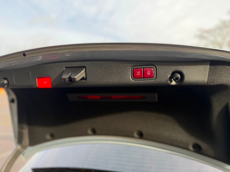 Used Mercedes-Benz E Class 2017 for sale - 76884538: Photo 19