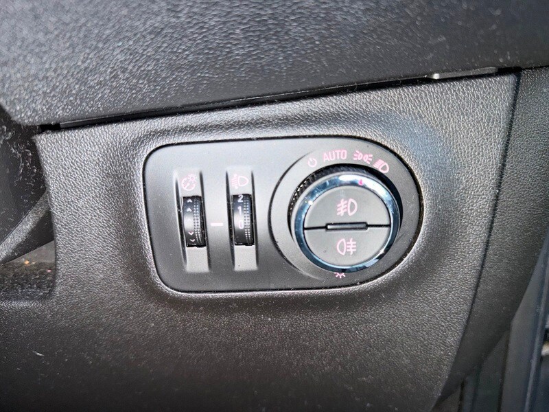 Used Vauxhall Corsa 2017 for sale - 76386943: Photo 19