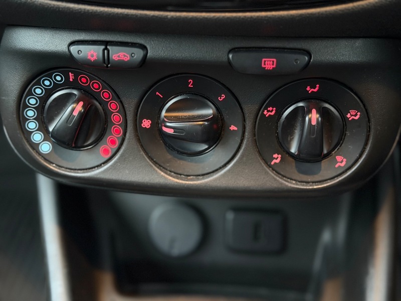 Used Vauxhall Corsa 2017 for sale - 76386943: Photo 23